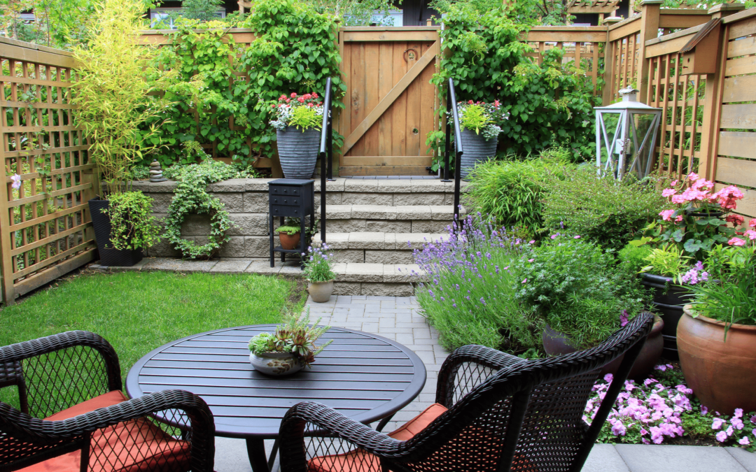 How to Maximize a Small Garden Space
