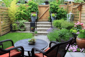 How to Maximize a Small Garden Space